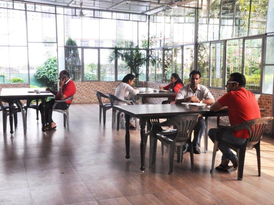 Fabhotel Rr Retreat Ντεχραντούν Εξωτερικό φωτογραφία